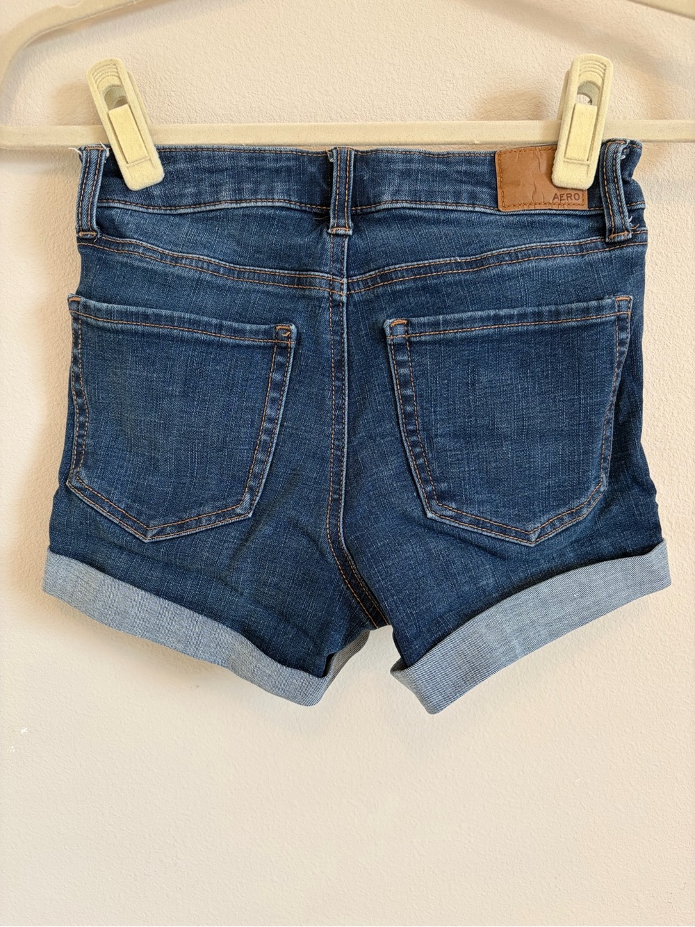 Aeropostale High Rise Midi Cuffed Shorts Size 0 Dark Blue Demin - Picture 2 of 3